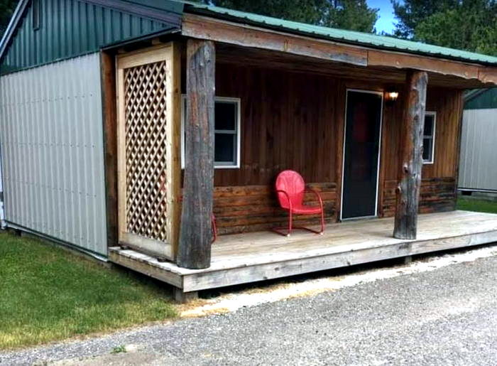 Berrys Motel (Orchard Motel, Orchard Grove Motel) - Web Listing (newer photo)